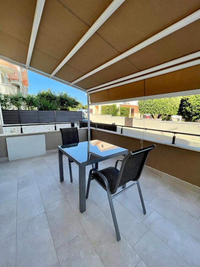 Apartments Prestige Petrcane Esterno foto