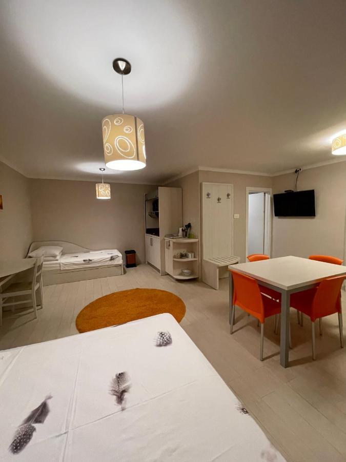 Apartments Prestige Petrcane Esterno foto