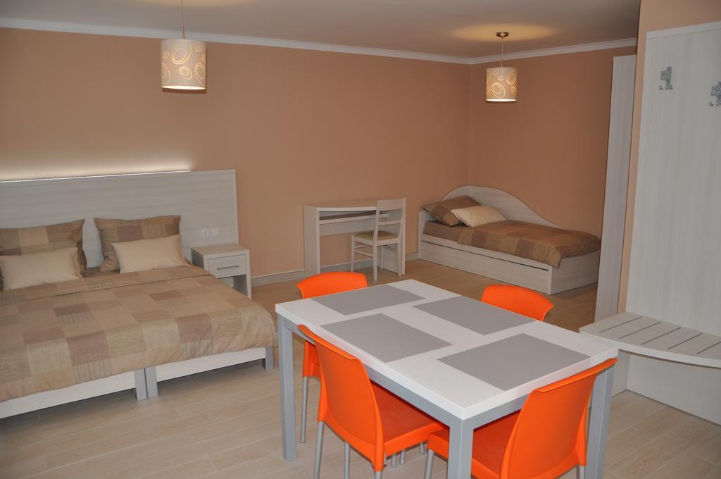 Apartments Prestige Petrcane Esterno foto