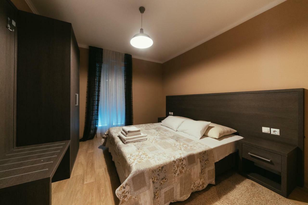 Apartments Prestige Petrcane Esterno foto