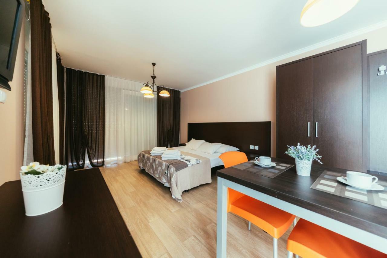 Apartments Prestige Petrcane Esterno foto